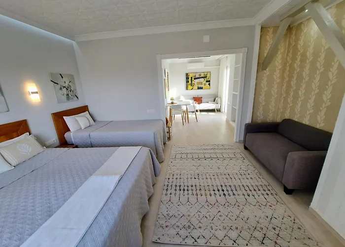 Alicante Skylights Apartments